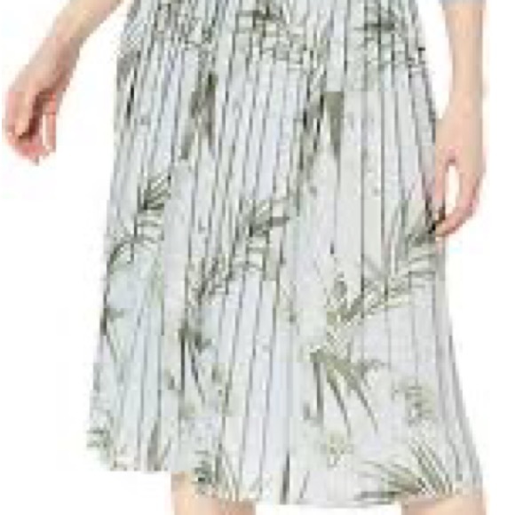 #028. Ted Baker London Estie Highland pleated floral print 🌴 midi skirt - Picture 7 of 12